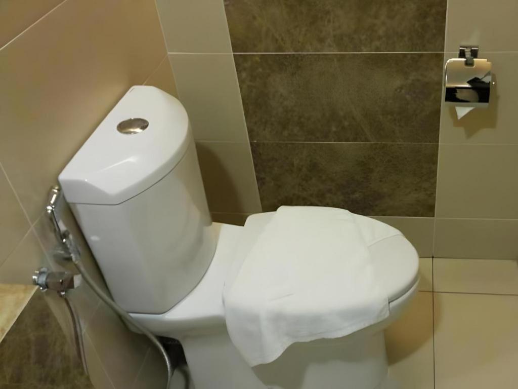 Eminent Hotel Kota Kinabalu Zewnętrze zdjęcie